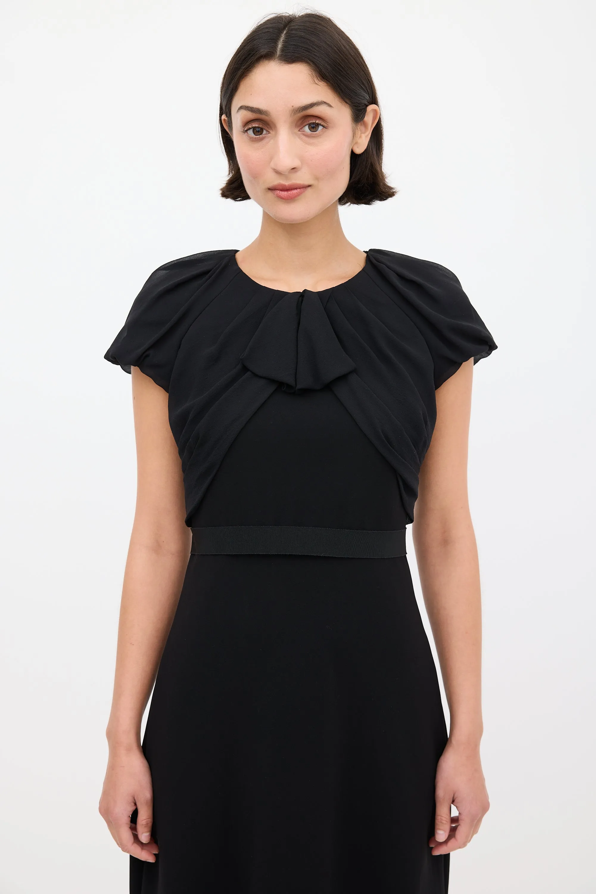 Black Pleated Neck Ribbon Waist Dress