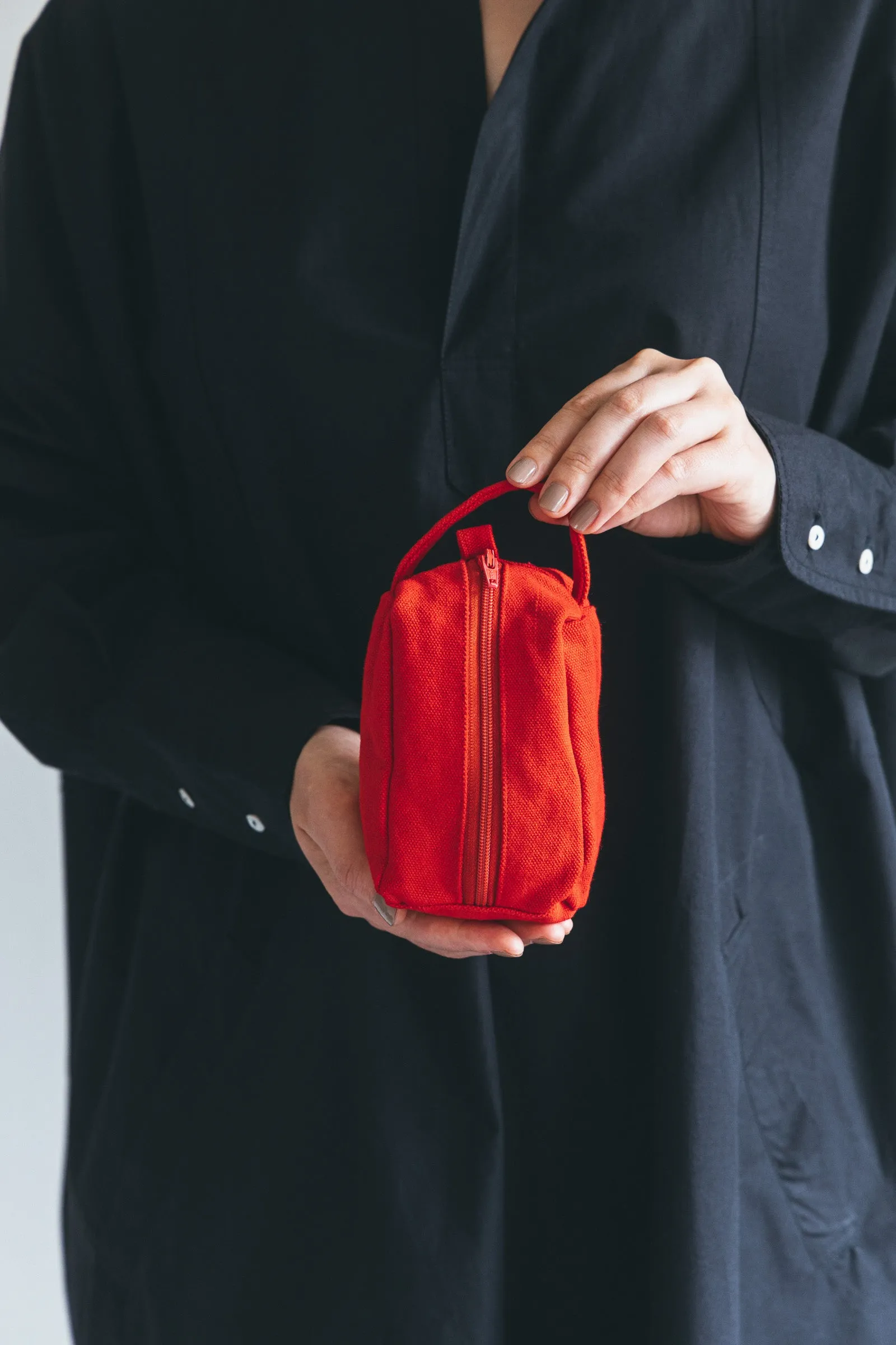 Cotton Canvas Pouch with Zipper - Red
