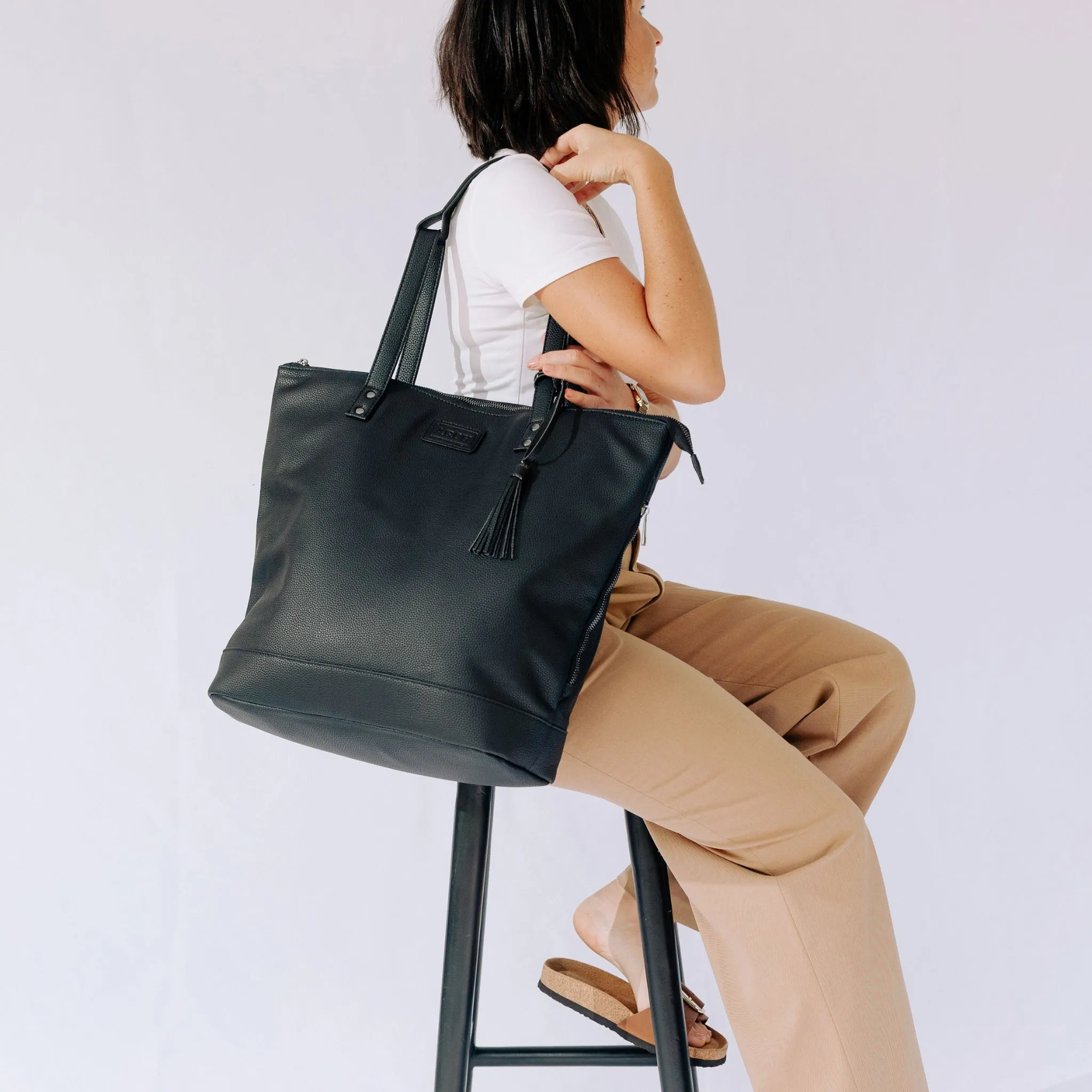 The Luxe Arch Bag - Vegan Black