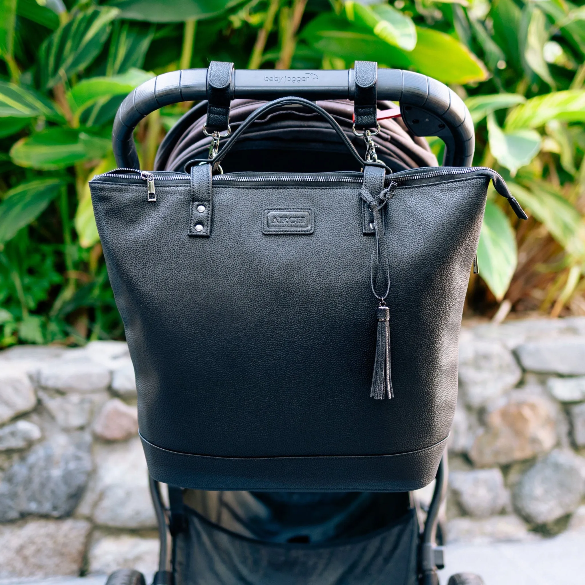 The Luxe Arch Bag - Vegan Black