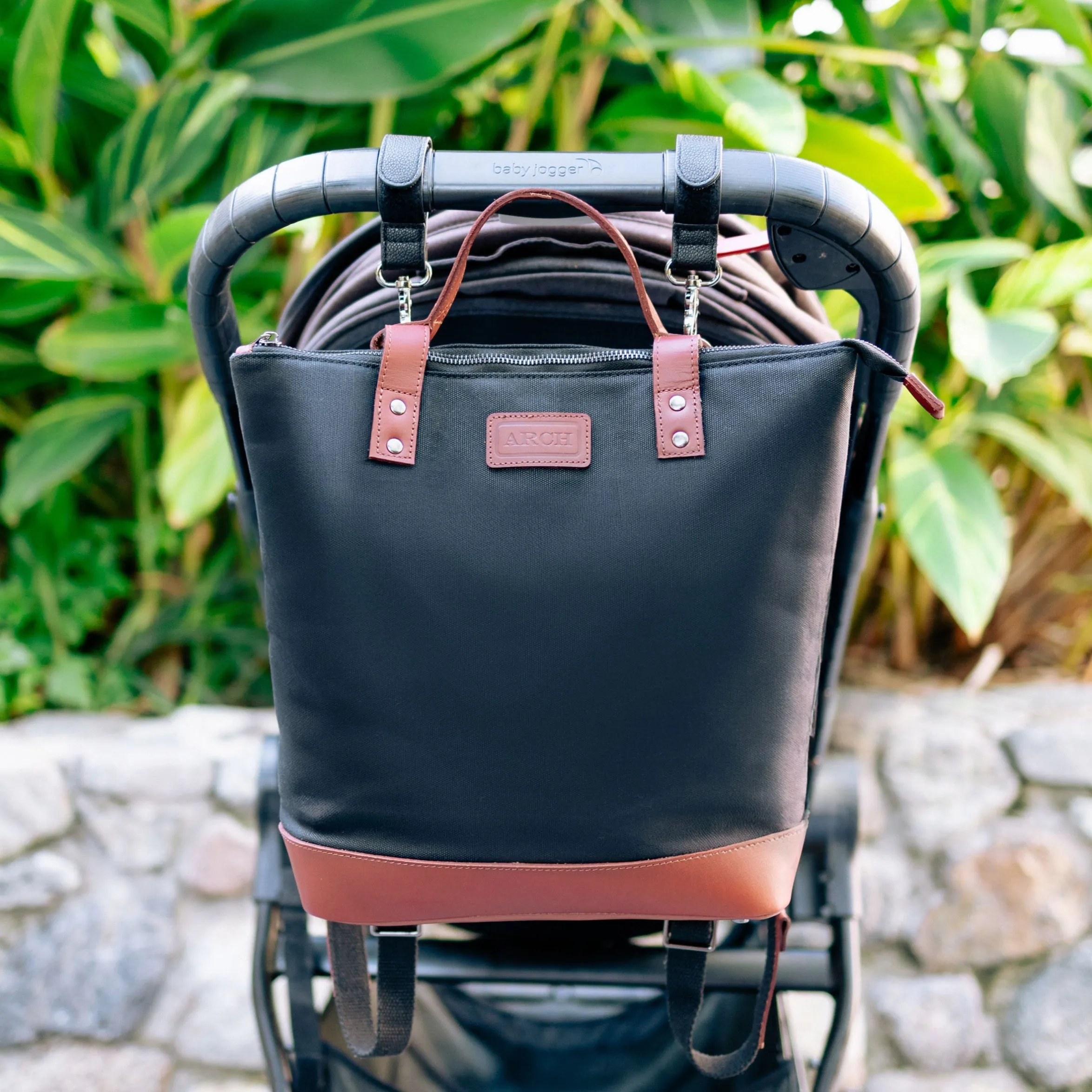 The MINI Luxe Arch Bag - Black / Tan