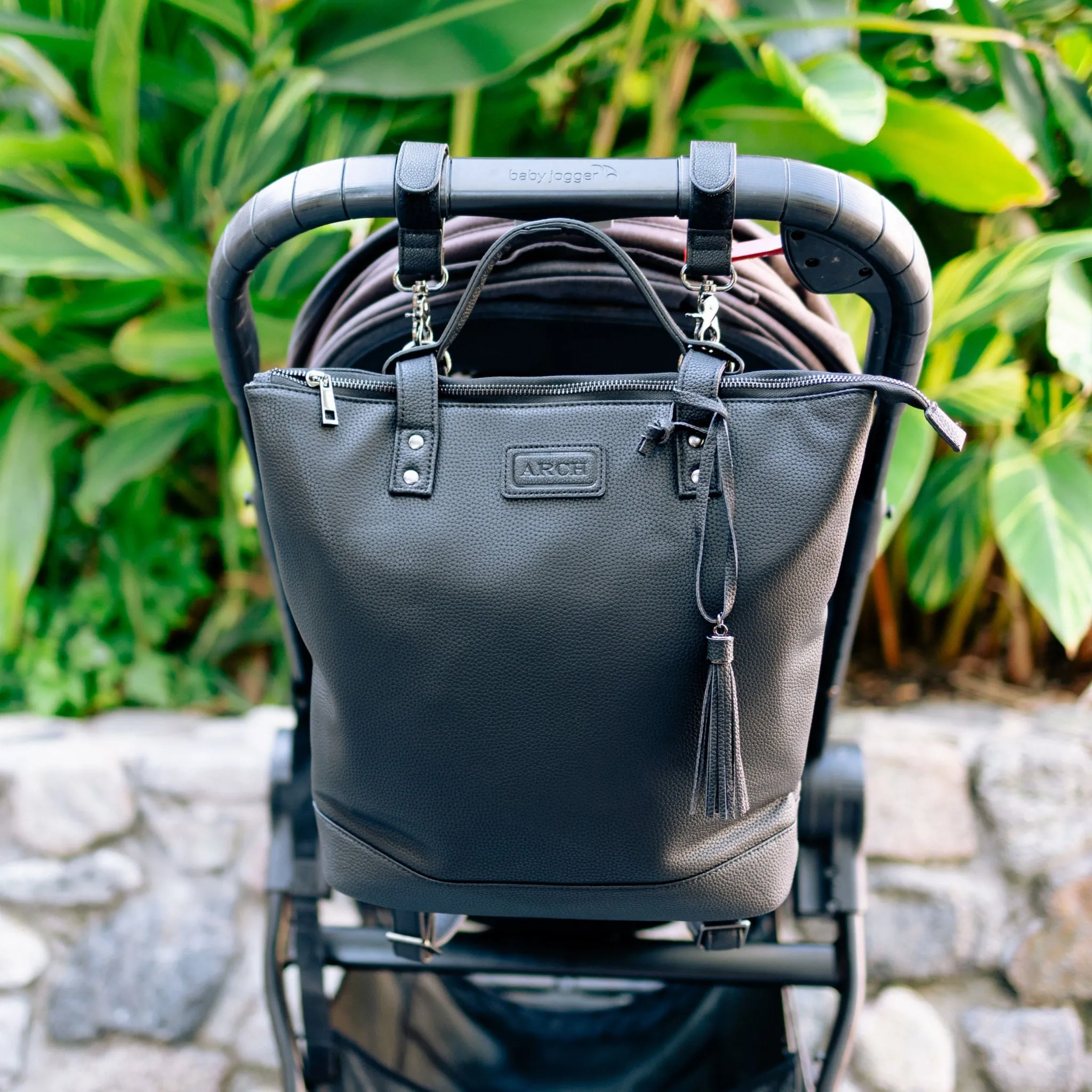 The MINI Luxe Arch Bag - Vegan Black