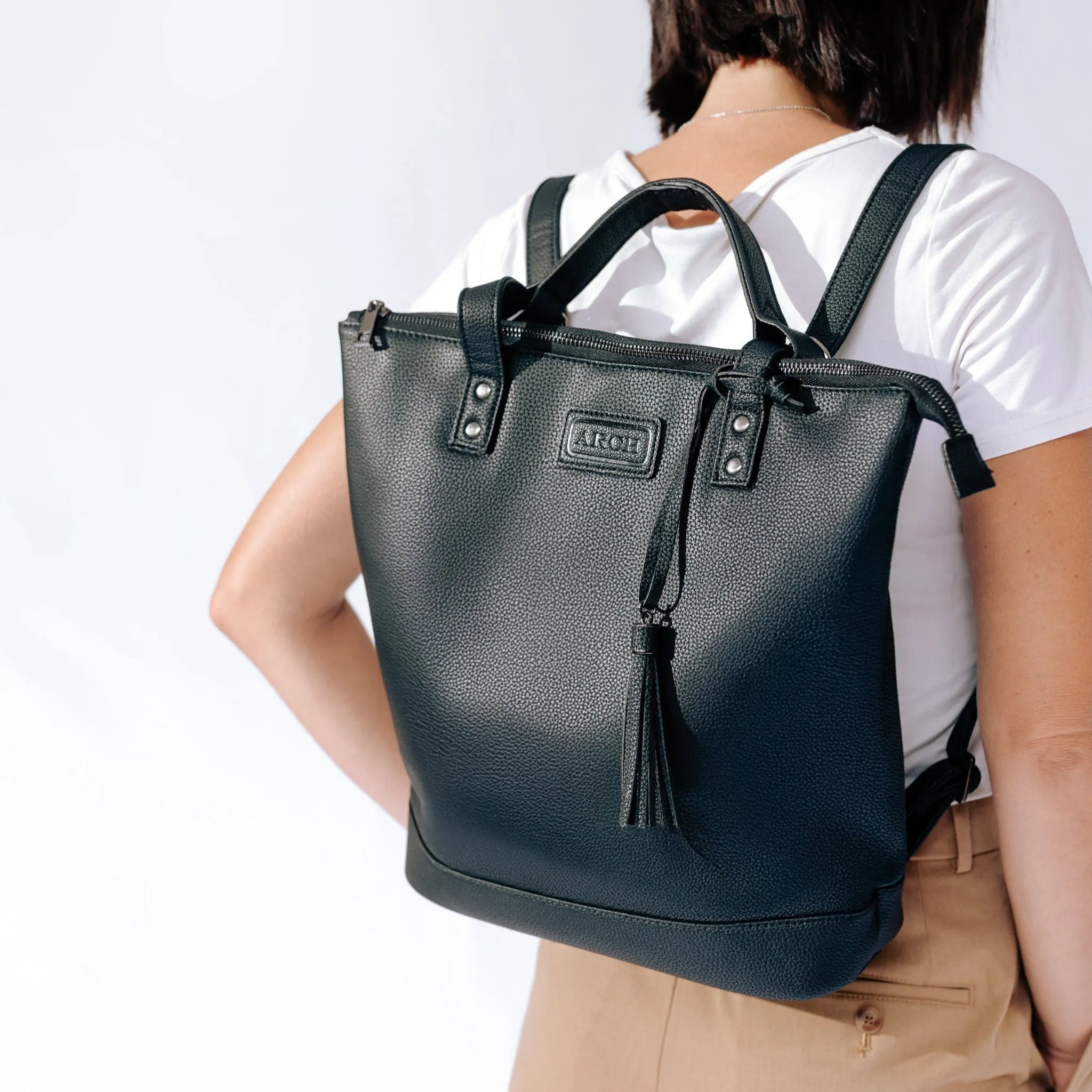 The MINI Luxe Arch Bag - Vegan Black